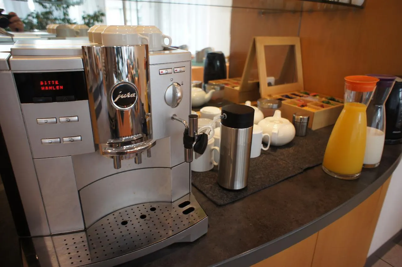 Steiners Hotel Airport-Messe Stuttgart Bed & Breakfast